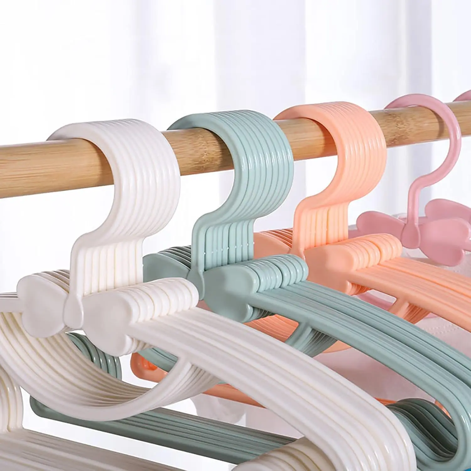 Baby Clothes Racks Plastic Tow - Baby Clothing Hangers recension och pris
